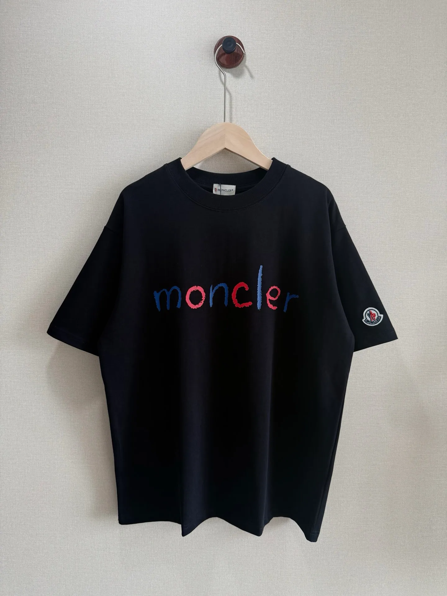 TM 1048 MONCLER ：280 32 ： Hot Sale os 200 ：White Black Size：S M L XL